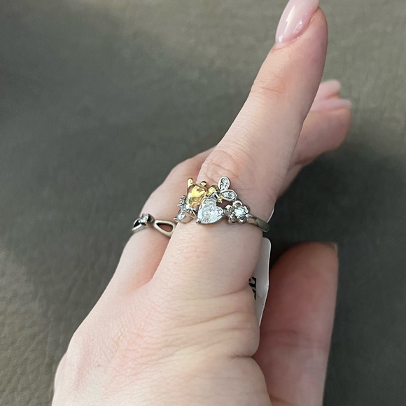 Charmed Aroma x Disney | Size 5 Winnie The Pooh Ring - Picture 2 of 6